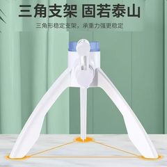 鉱泉のバケツは魚の三角の支えを飼って、生態の水槽の支えを作って逆さまにして魚を飼って、水の一体式の水槽を換えます。