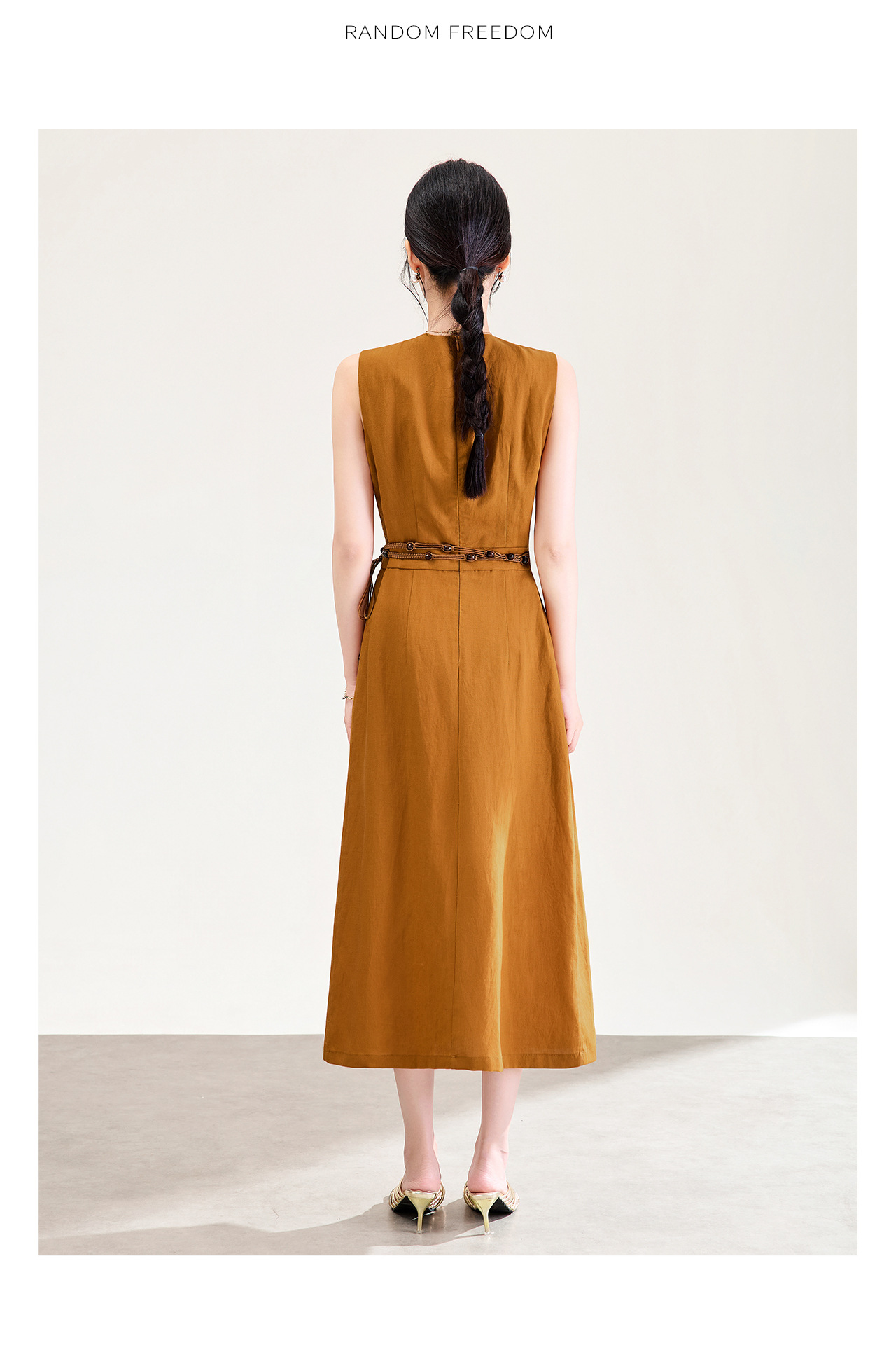 Đầm maxi nữ thắt eo phong cách Old Money chất liệu vải gai phối lụa — màu trắng ngà chi tiết 17