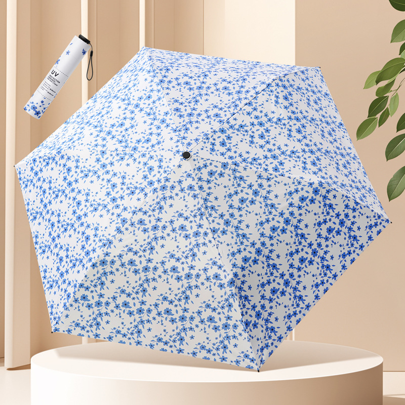 三つ折り超軽量傘日焼け止め紫外線防止傘黒ゴム傘携帯折り畳み晴れ傘両用日傘女