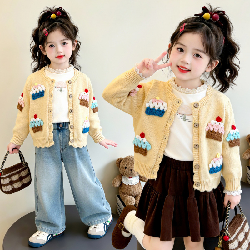 Girls' sweater coat, spring and autumn style, 2026 new collection, fashionable children's clothing, autumn outfit for baby girls, cardigan knitwear Girls' sweater coat, spring and autumn style, 2026 new collection, fashionable children's clothing, autumn outfit for baby girls, cardigan knitwear