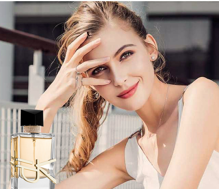 Eau de parfum da donna fragranza fresca e a lunga durata_voghion.com