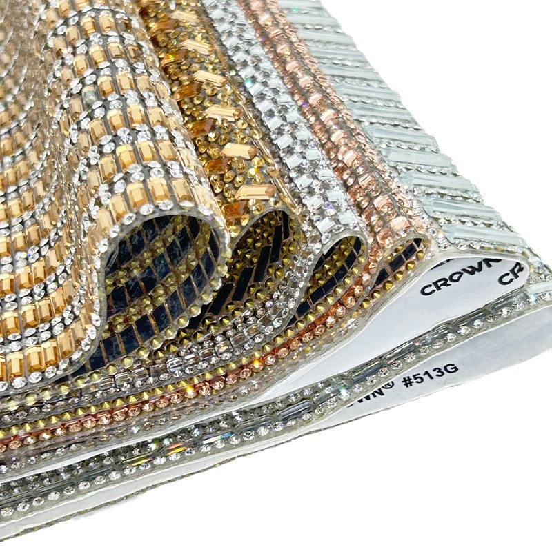 Venta caliente a gran escala cristal intermitente cristal agua pegatinas de diamantes joyas de bricolaje pegatinas de diamantes calientes autoadhesivas zapatos y sombreros decorados con pegatinas exquisitas