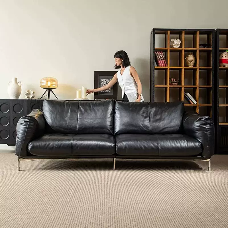 极简中古风真皮沙发客厅小户型包豪斯复古风黑色哈默沙发2025新款