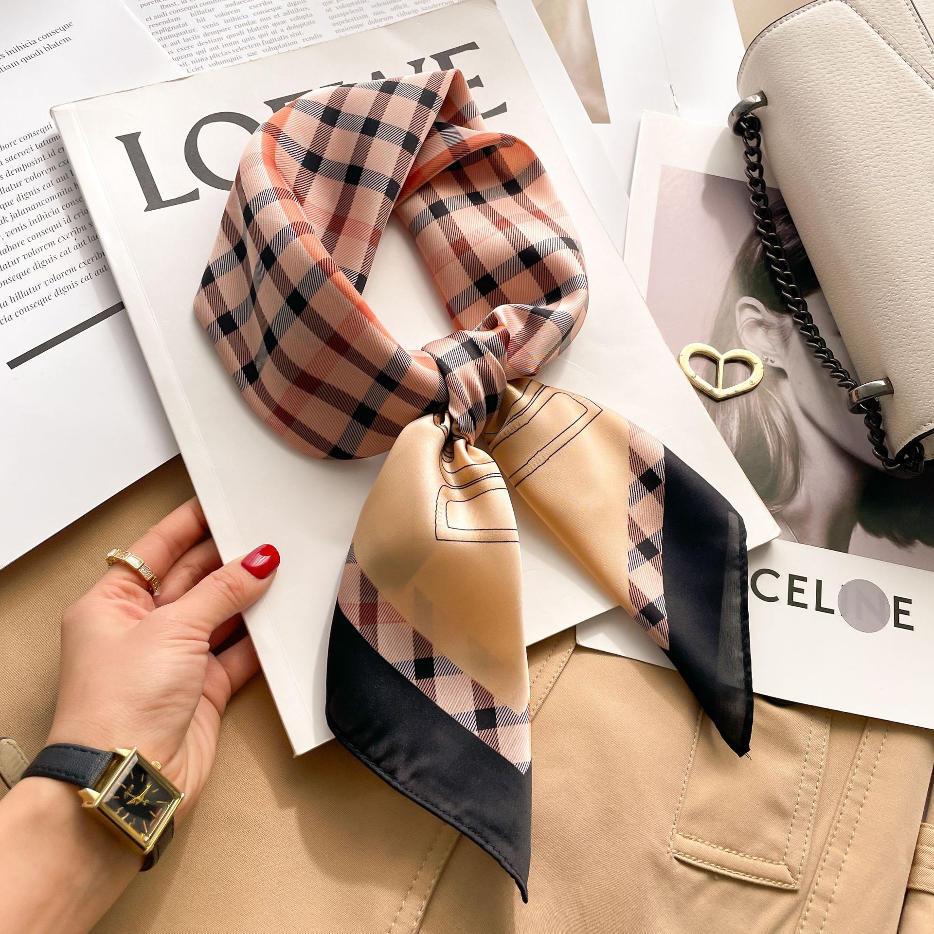 A0207 파인 체인 블랙 카페