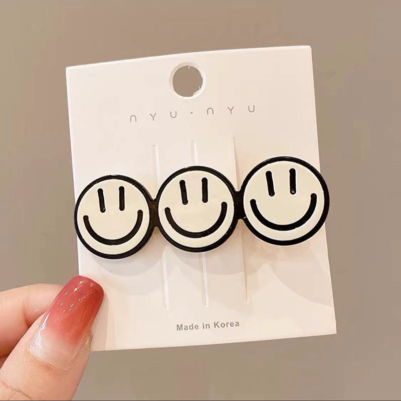 Cartoon Style Smiley Face Arylic Hair Clip display picture 4