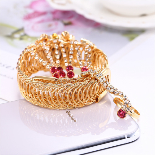 Popular best-selling women's watch Khorasan trendy women's full diamond claw chain ring set watch drop shipping one piece