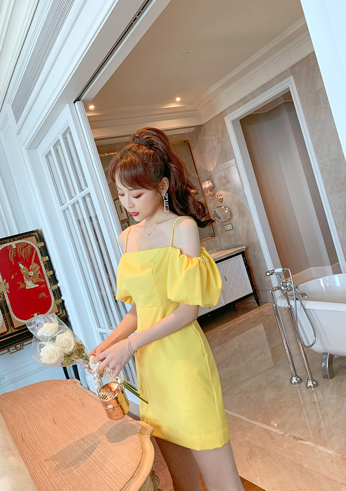 Đầm suông nữ cổ yếm tay phồng hở vai phong cách hiện đại — Màu vàng chi tiết 7