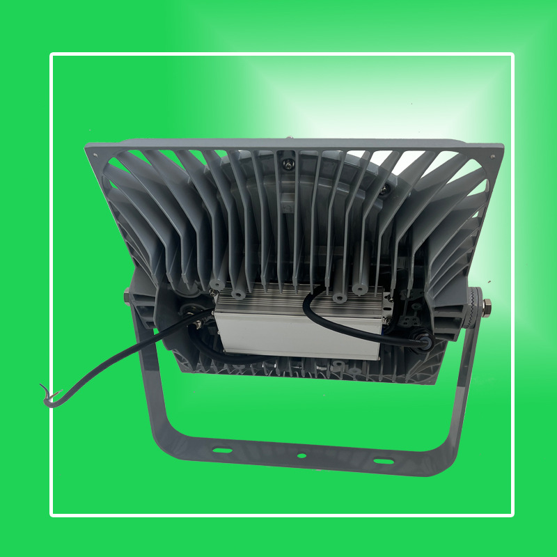 NFC9106 LED������ 100W��150W��200W���ݸ߶��� LED�����