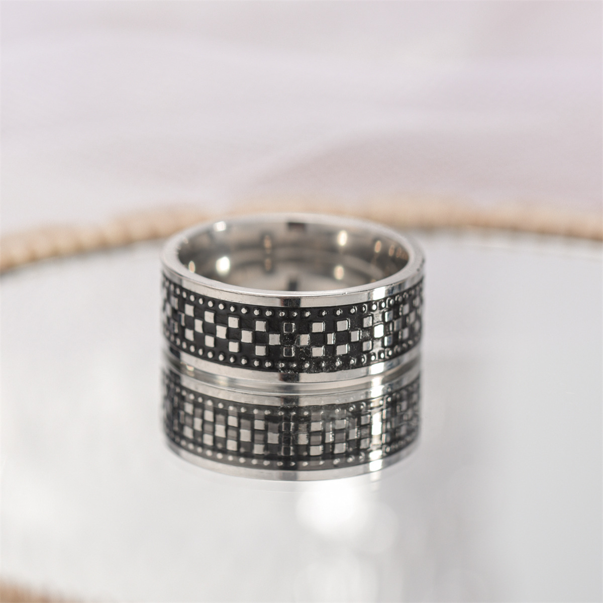 Simple Retro Titanium Steel Geometric Stitching Menu0027s Ring