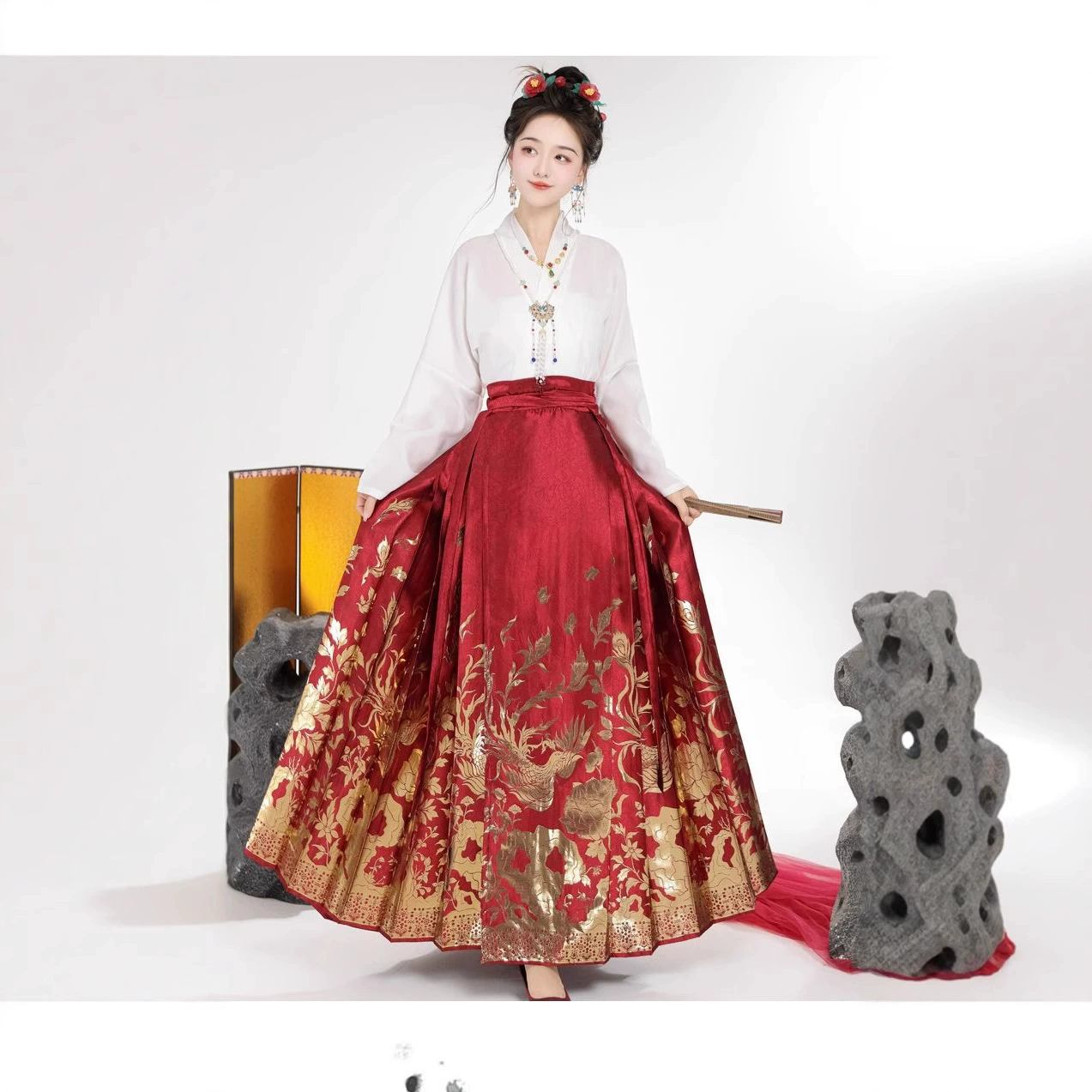 Новый тканый золотой костюм для лошадей