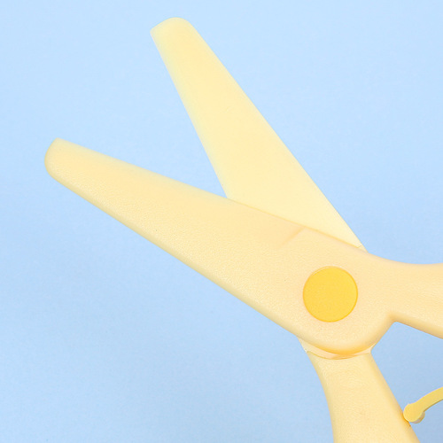 Plastic macaron-colored scissors for children's handicraft office supplies, non-slip paper cutting scissors for kindergarten use