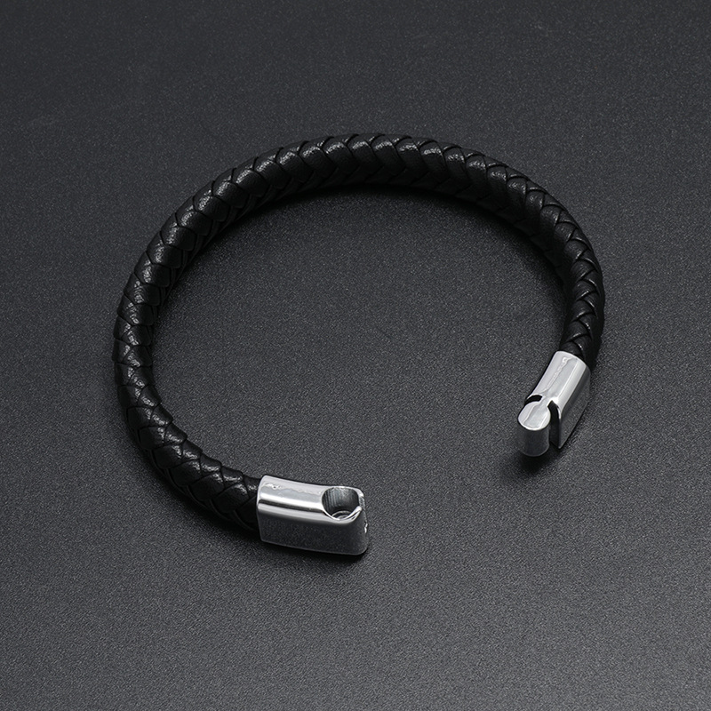 Wholesale Jewelry Solid Color Woven Magnet Buckle Leather Bracelet Nihaojewelry display picture 2