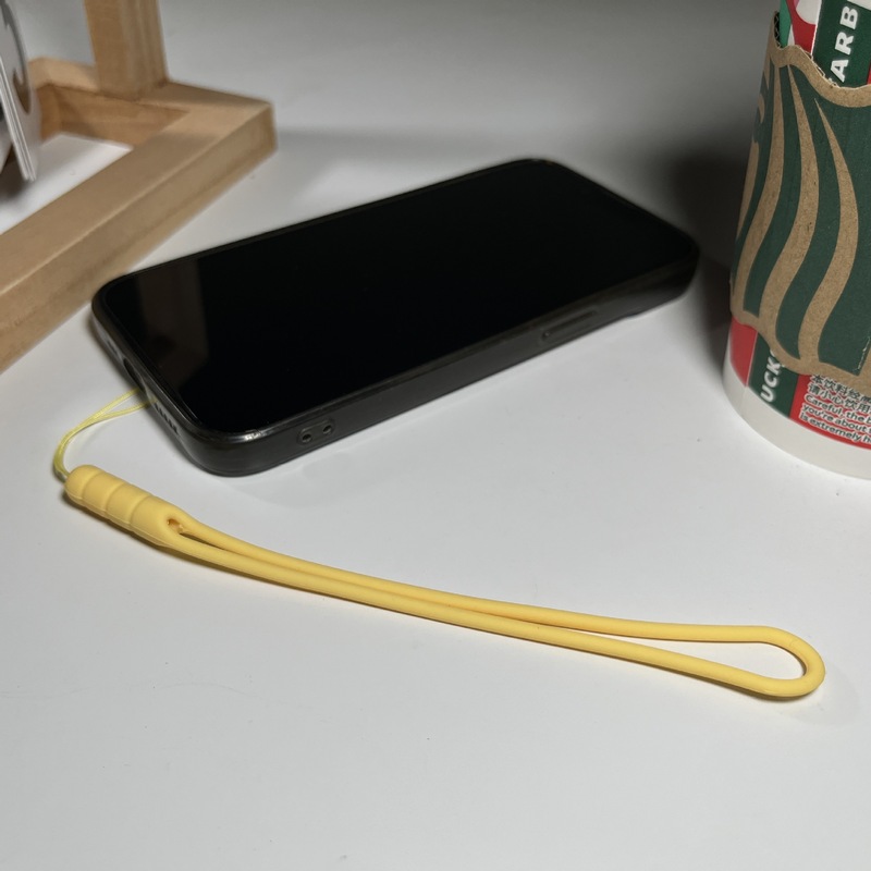 携帯電話のストラップの手首の短い携帯電話のチェーンの鍵のuディスクの部品の液体のシリカゲルのエアポッドプロの2ストラップを適用します。|undefined