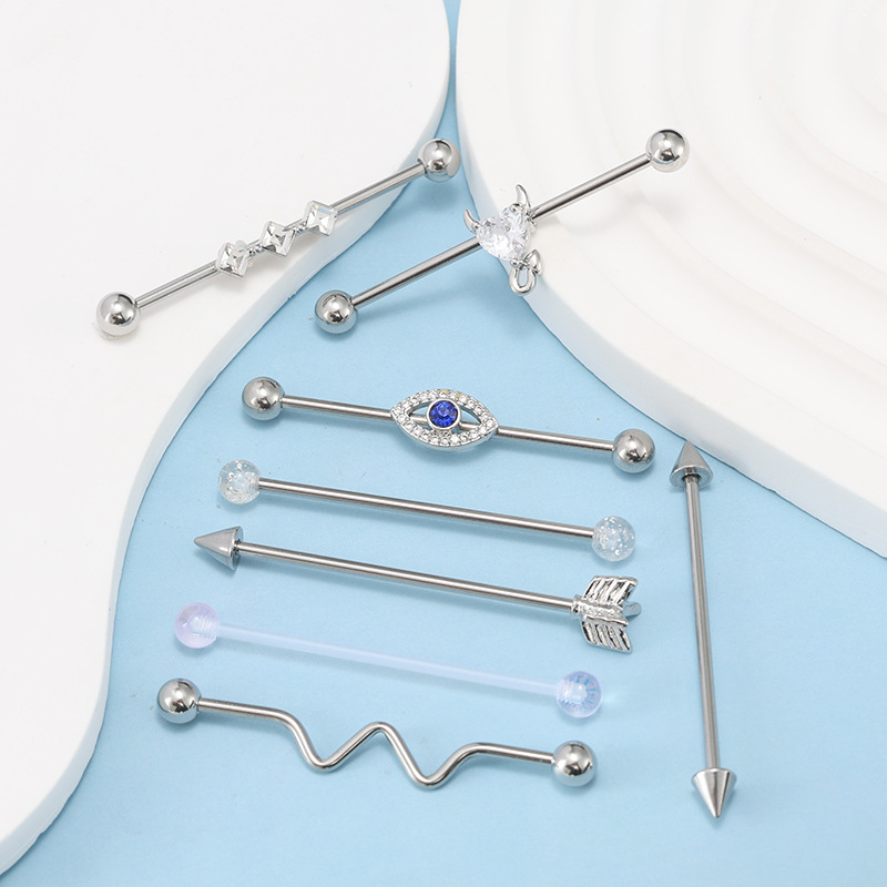 Pointed titanium steel lip stud product view