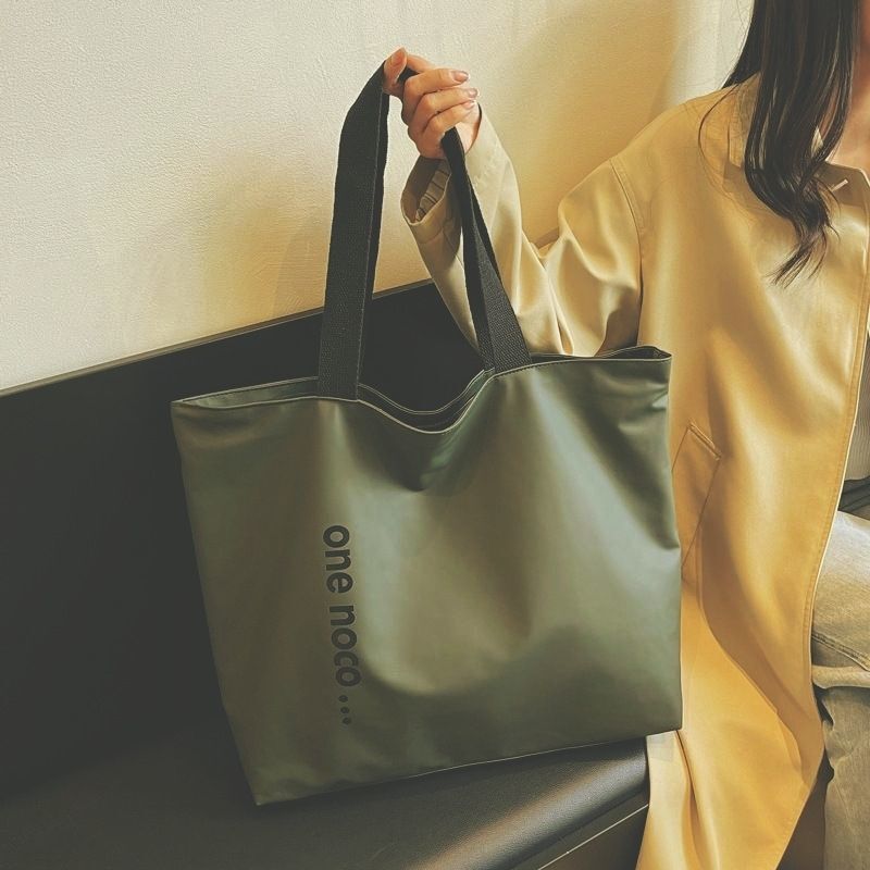 Large-Capacity Satchel Tote Bag 2025 Winter New Style Simple Fashion Travel Bag Shoulder Work Clothing Casual Tote Bag