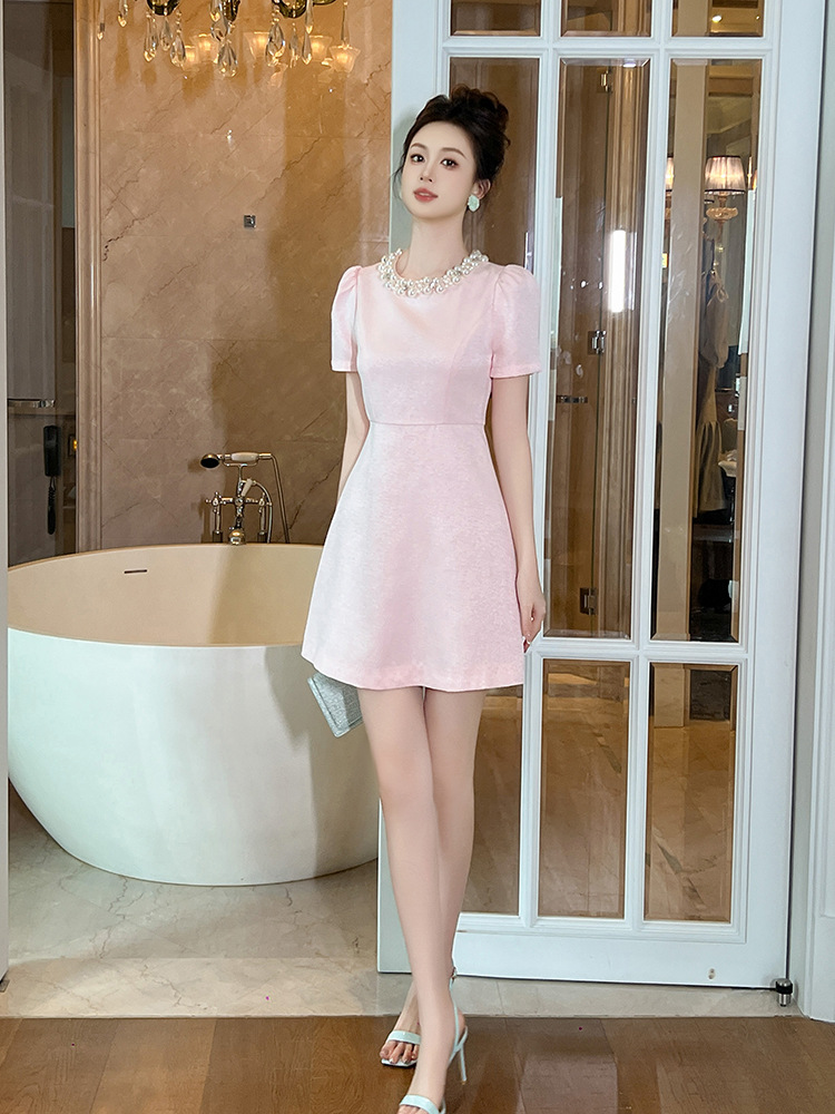 Đầm suông nữ midi cổ tròn thắt eo phong cách Pháp 2026 — Hoa anh đào