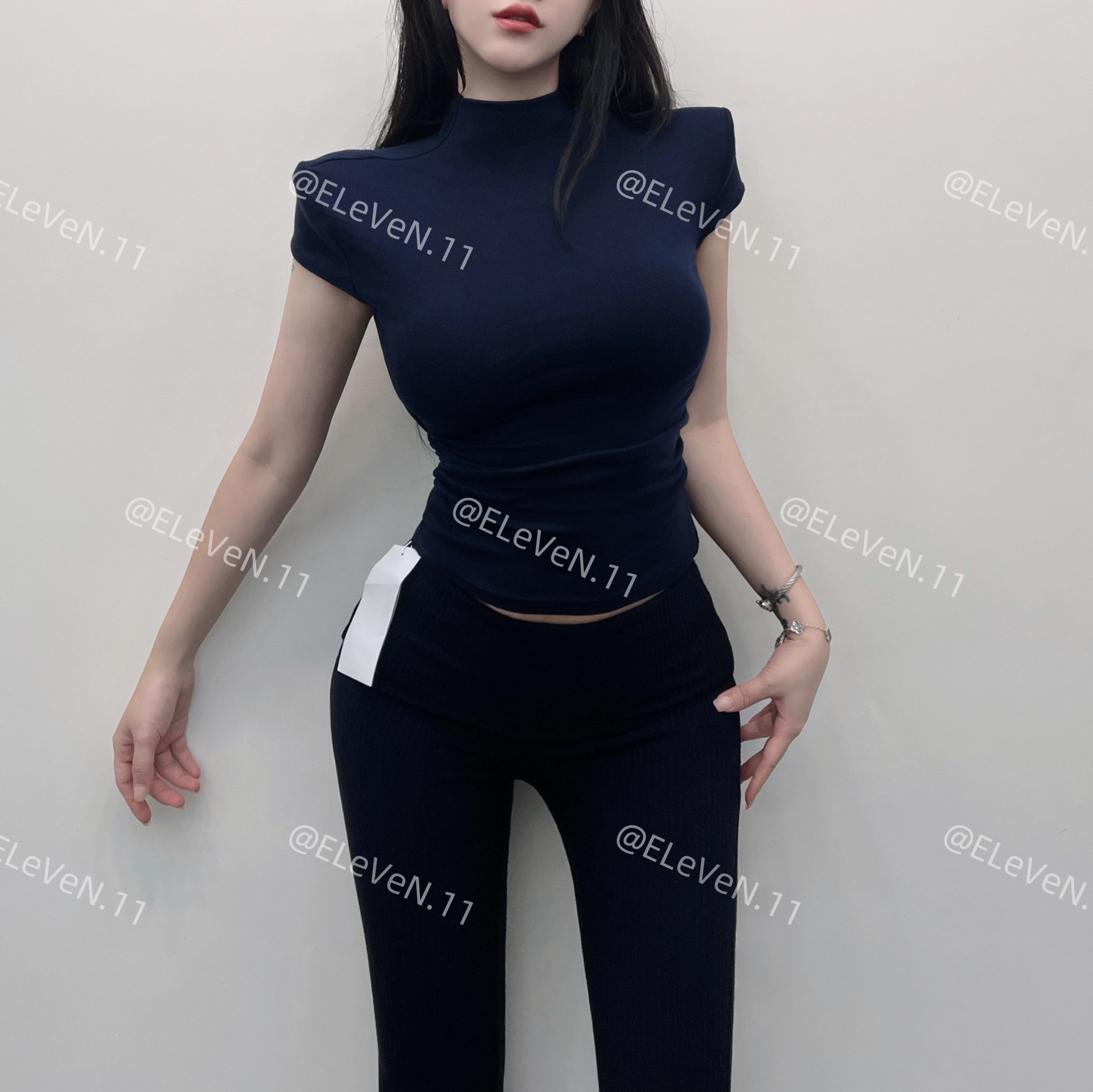 고급/피부 친화적 인 편안한 슬림핏 슬리밍 하프 하이 넥 반팔 티셔츠 여성용 솔리드 컬러 올매치 베이스레이어 셔츠 탑 가을과 겨울