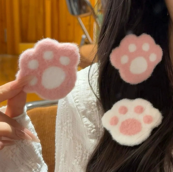 Cute Cat Paw Bowknot Seamless Bangs Sticker Magic Tape Hair Accessory for Girls' Forehead and Side Fringe Styling Tool