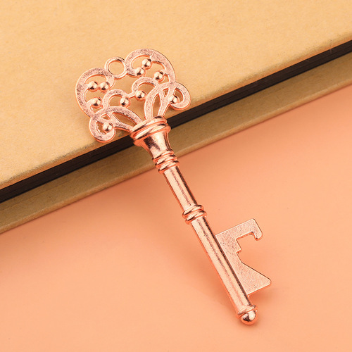 Best-selling wedding supplies, creative craft gifts, wedding baptism, retro bottle opener key