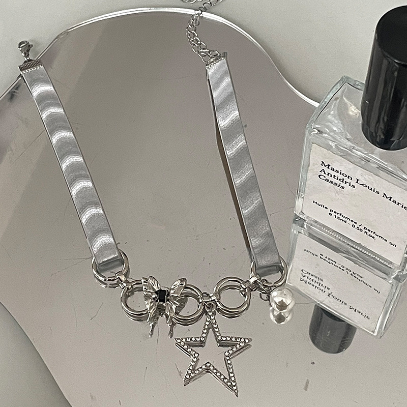 Plating Design Vacation Classic Style Star Alloy Choker Wholesale