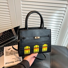 �{�~Ƥ�K���ƴɫС���Ӱ���Ƥ����P����μ�б����p��Ů���羳