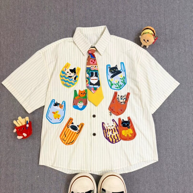 Embroidered Cat Shirt, Retro and Cute, New Spring and Summer Style, Unisex, Versatile, Loose Striped White Short-Sleeved Shirt Embroidered Cat Shirt, Retro and Cute, New Spring and Summer Style, Unisex, Versatile, Loose Striped White Short-Sleeved Shirt