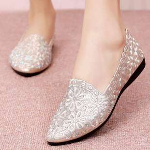 �ϱ���ЬŮЬܛ��ˮ荆�Ьƽ�וr���n���ٽz�\�ڷ������e����Ь