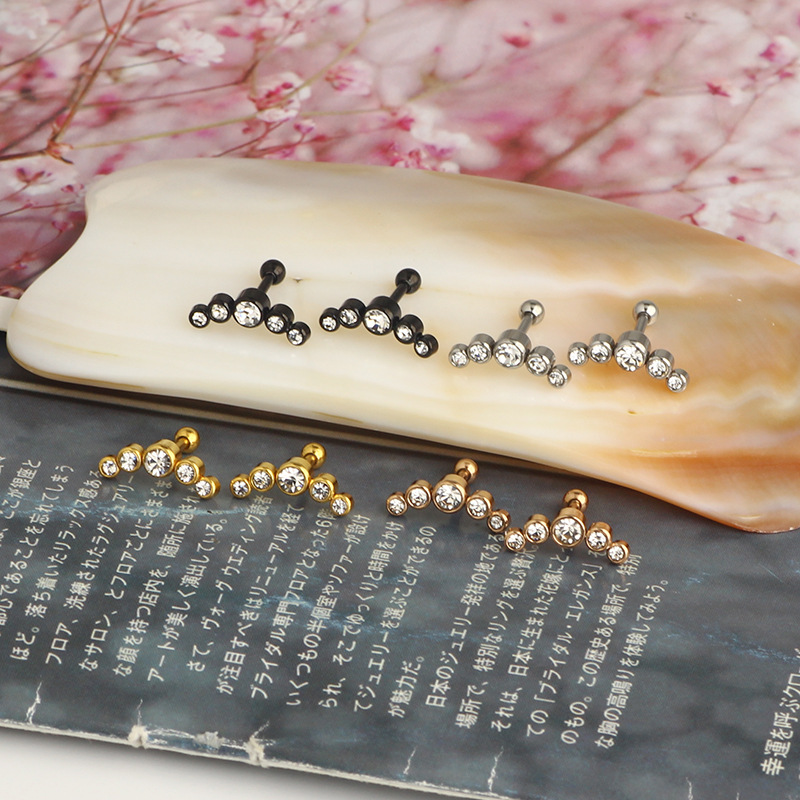 Labret piercing jewelry detail image