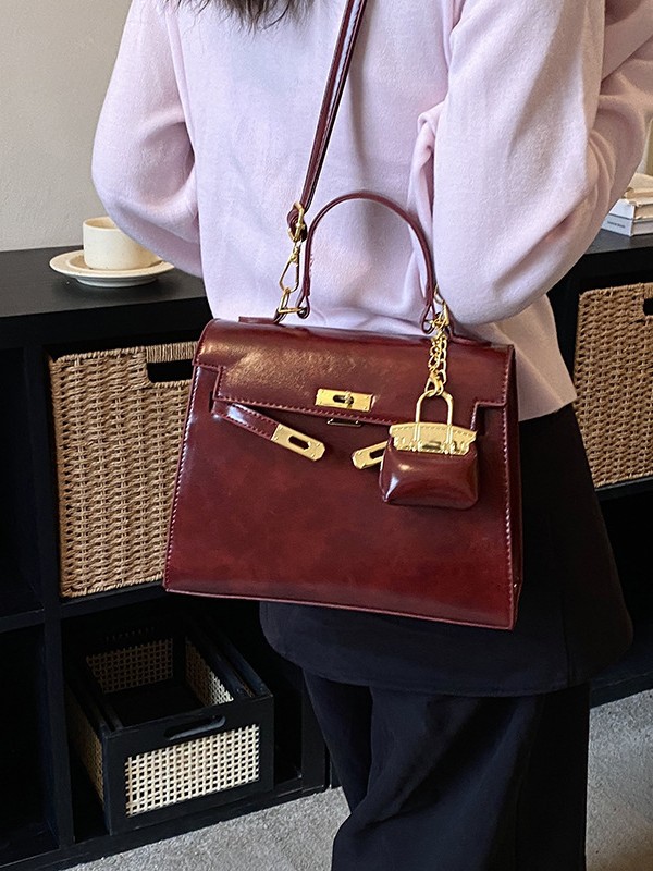 Bolso transfronterizo para mujeres 2026 nuevo bolso de mano de moda de comercio exterior Kylie bolsa de aire extranjero de transporte universal de hombro