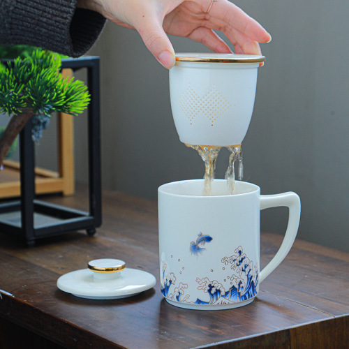 Suet-fat jade white porcelain tea set water cup office cup ocean wave deer mug ceramic office cup with lid painted with gold as a gift