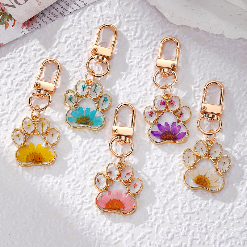 New Cute Cat's Claw Series Dried Daisy Flower Accessories Keychain Natural Flower Glue Accessories Hanging Ornaments New Cute Cat's Claw Series Dried Daisy Flower Accessories Keychain Natural Flower Glue Accessories Hanging Ornaments
