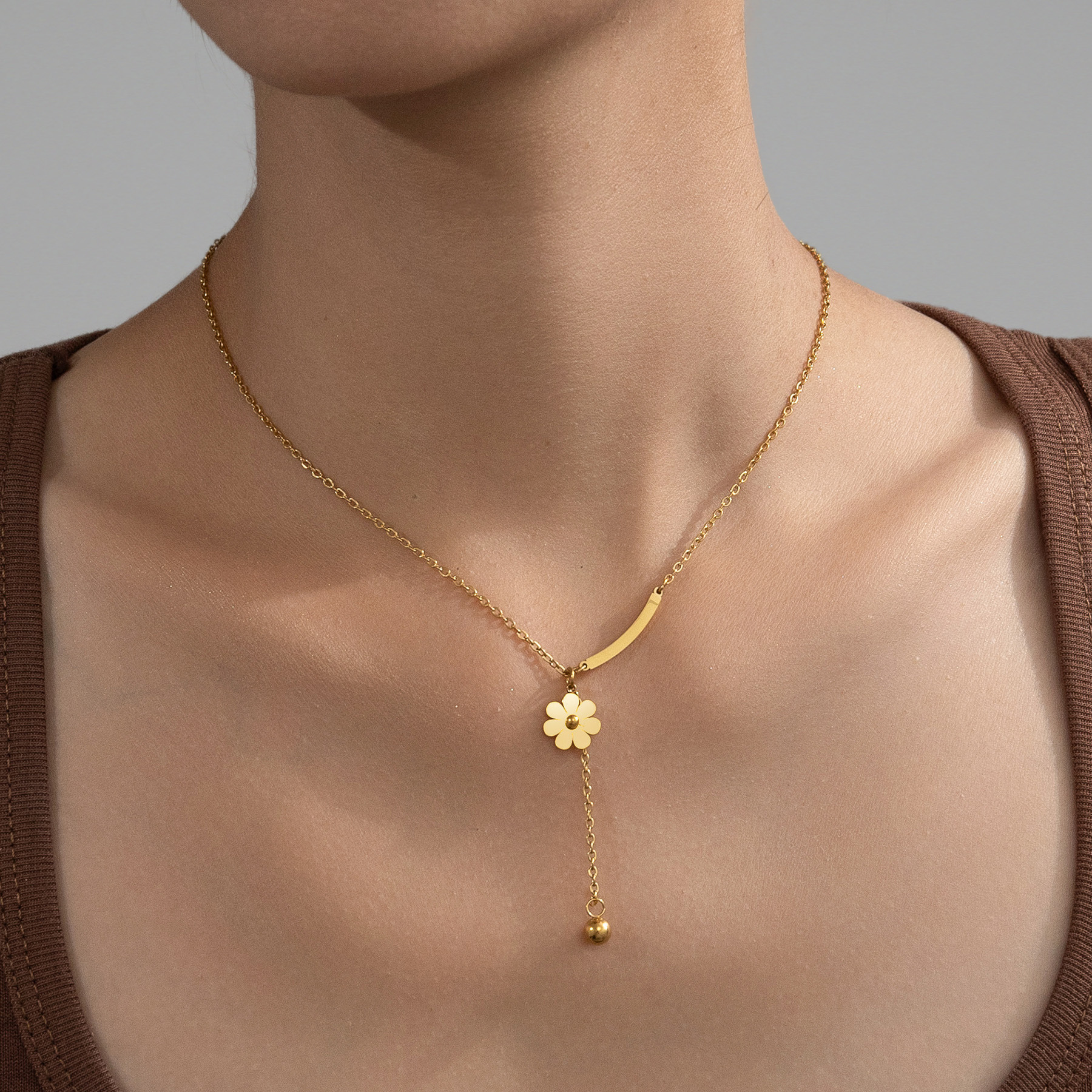 19g Weight Titanium Steel Pendant Material Necklace Classification Titanium Steel Chain Material cable chain Chain Type 1 Piece Quantity Daily Occasion Titanium Steel Material Flower Pattern Women's Gender Sweet Style Wholesale Jewelry Sweet Flower Titanium Steel Necklace 17