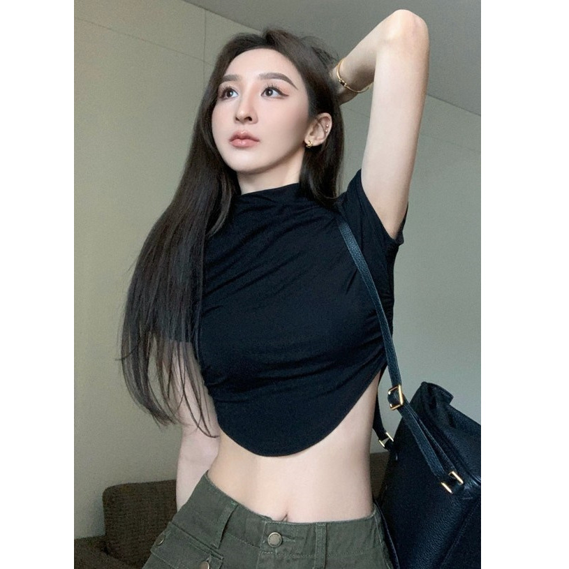 MR [자유롭게 컷팅] 여름 핫걸들을 위한 블랙 하프 터틀넥 이너 레이어드 셔츠, 디자인 타이트 반팔 티셔츠