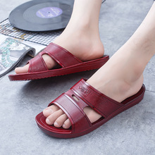 中老年人男士休闲外穿舒适PVC凉拖鞋 四季日常户外个性塑料一字拖