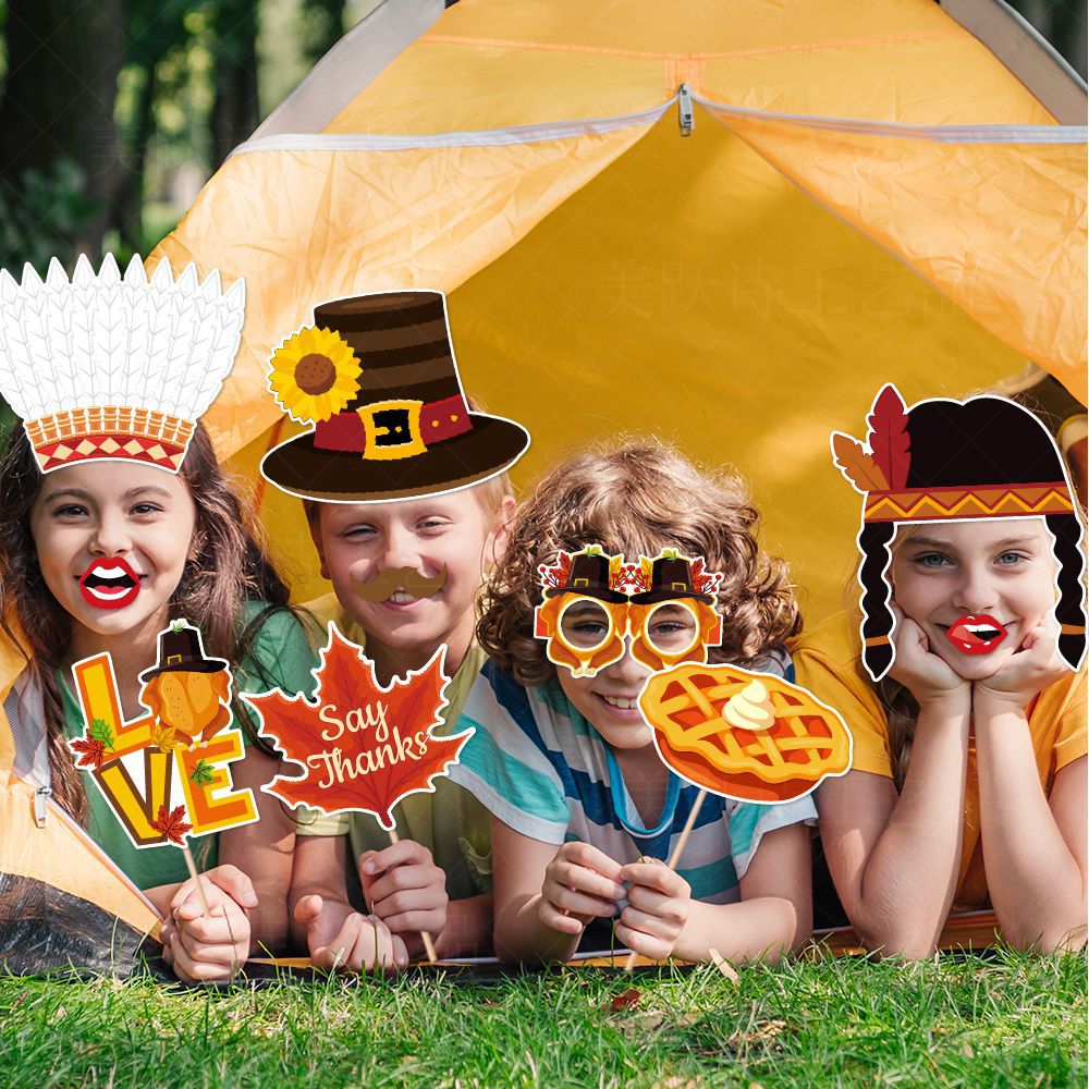 Decoración de fiesta de Acción de Gracias transfronteriza Apoyos de foto de la hoja de arce Decoración de fiesta de vacaciones de otoño Suministros de fotos divertidas