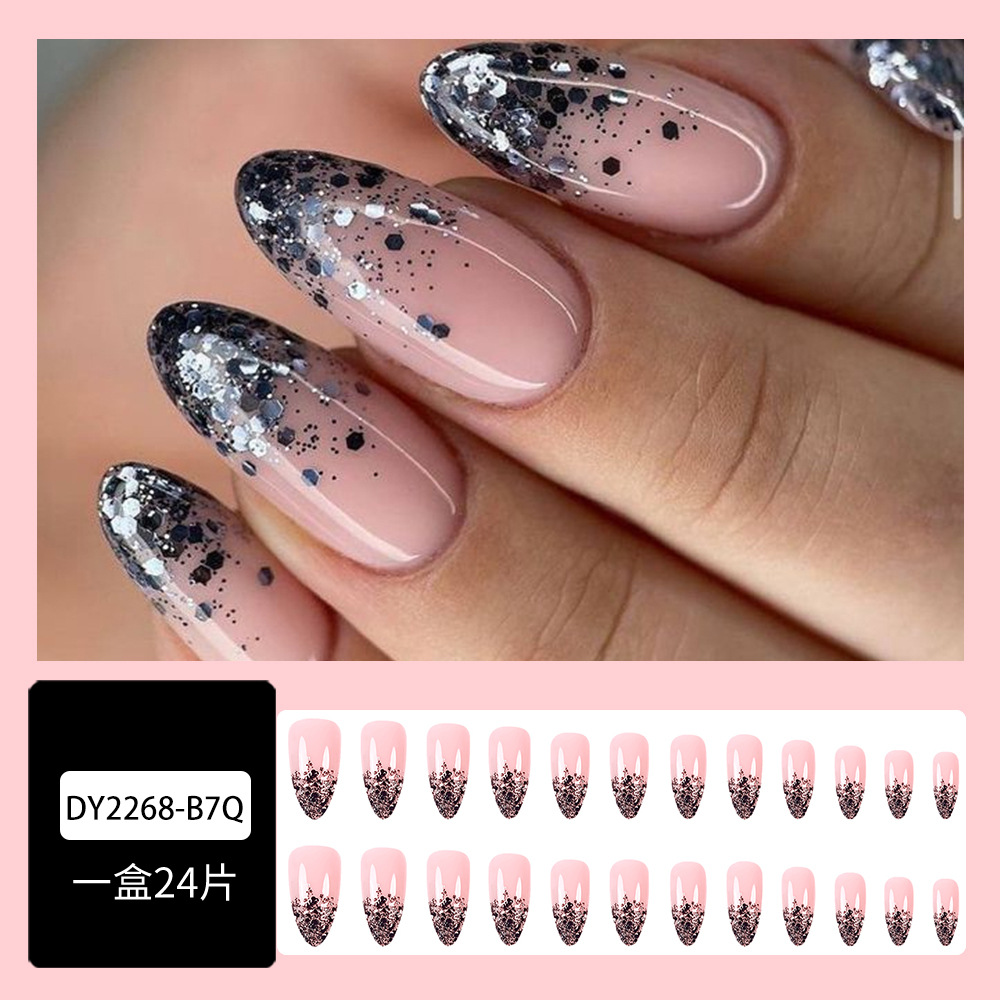 Ventas transfronterizas calientes desnudas polvo negro brillante manicure francés dulce y fresco ambiente de uso de parche de uñas 24 piezas de parche de uñas image 7