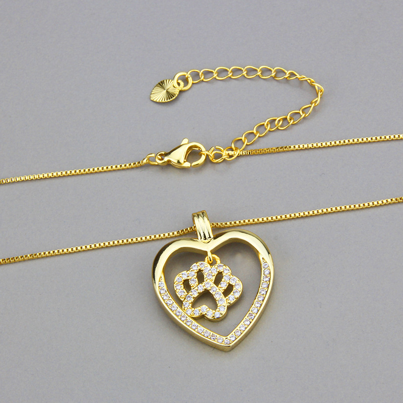 simple heart-shaped inlaid zirconium pendant copper necklace