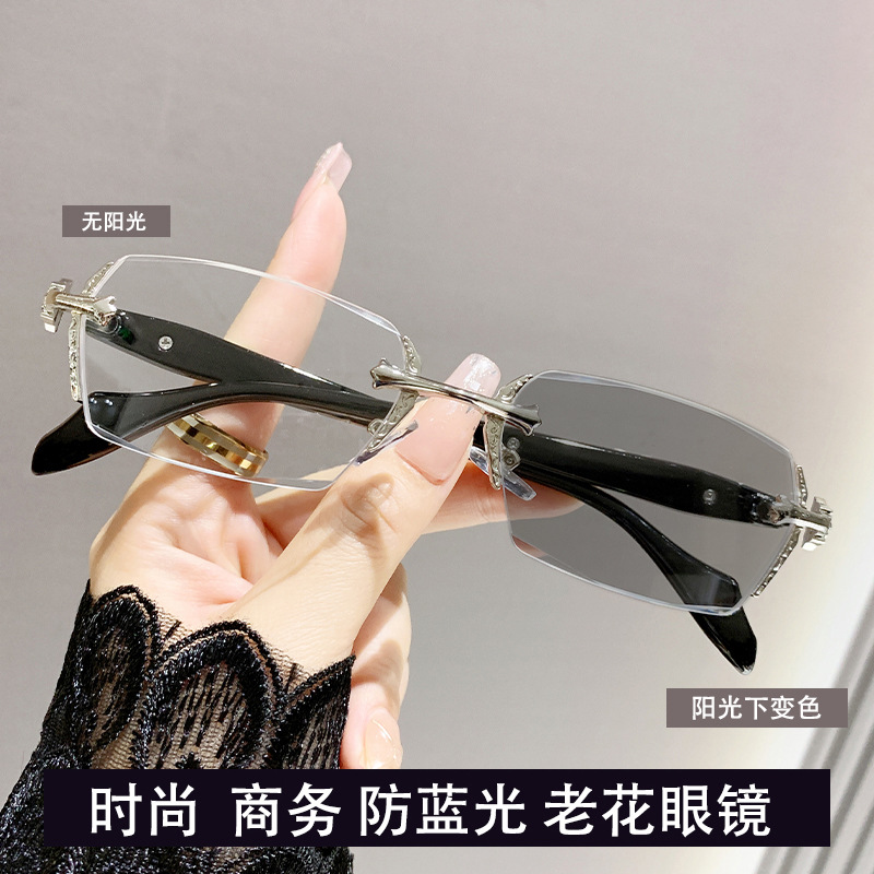 Sin marco femenino anti-luz azul celebridad de Internet con el mismo estilo de gafas de maquillaje tallado y adelgazante gafas de moda con bordes cortados