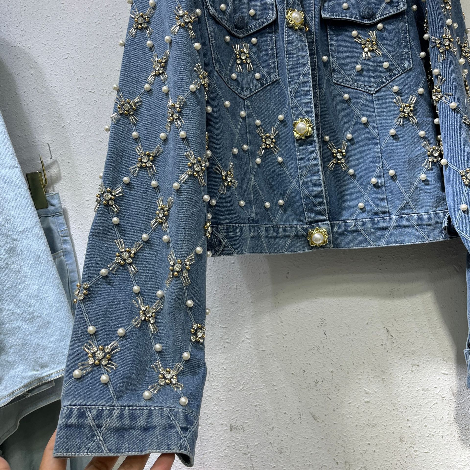 Women's Heavy Denim Jacket Loose Fit Versatile Winter Outerwear_voghion.com