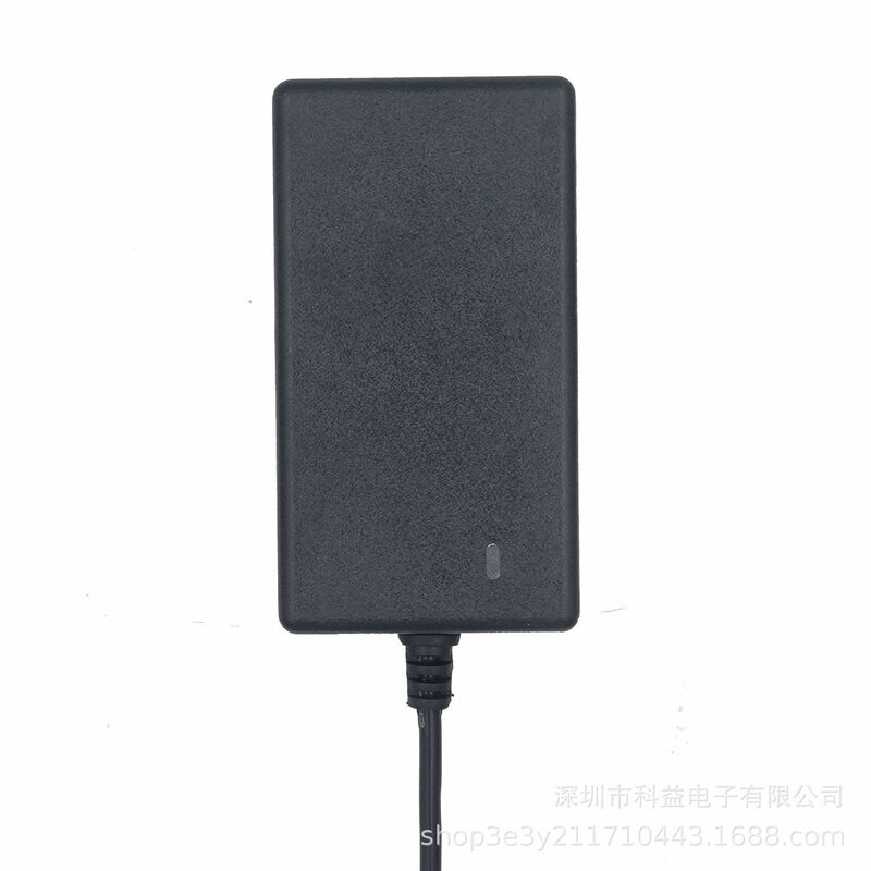 稳定输出12V5A 60W插墙式 LED灯带、监控、路由器电源适配器 欧规|undefined