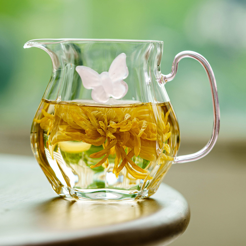 High-Quality Glass Tea Set with Melon-Shaped Butterfly Design, Tea Divider, Household Serving Cup, Tea Set Accessories, Tea Pourer