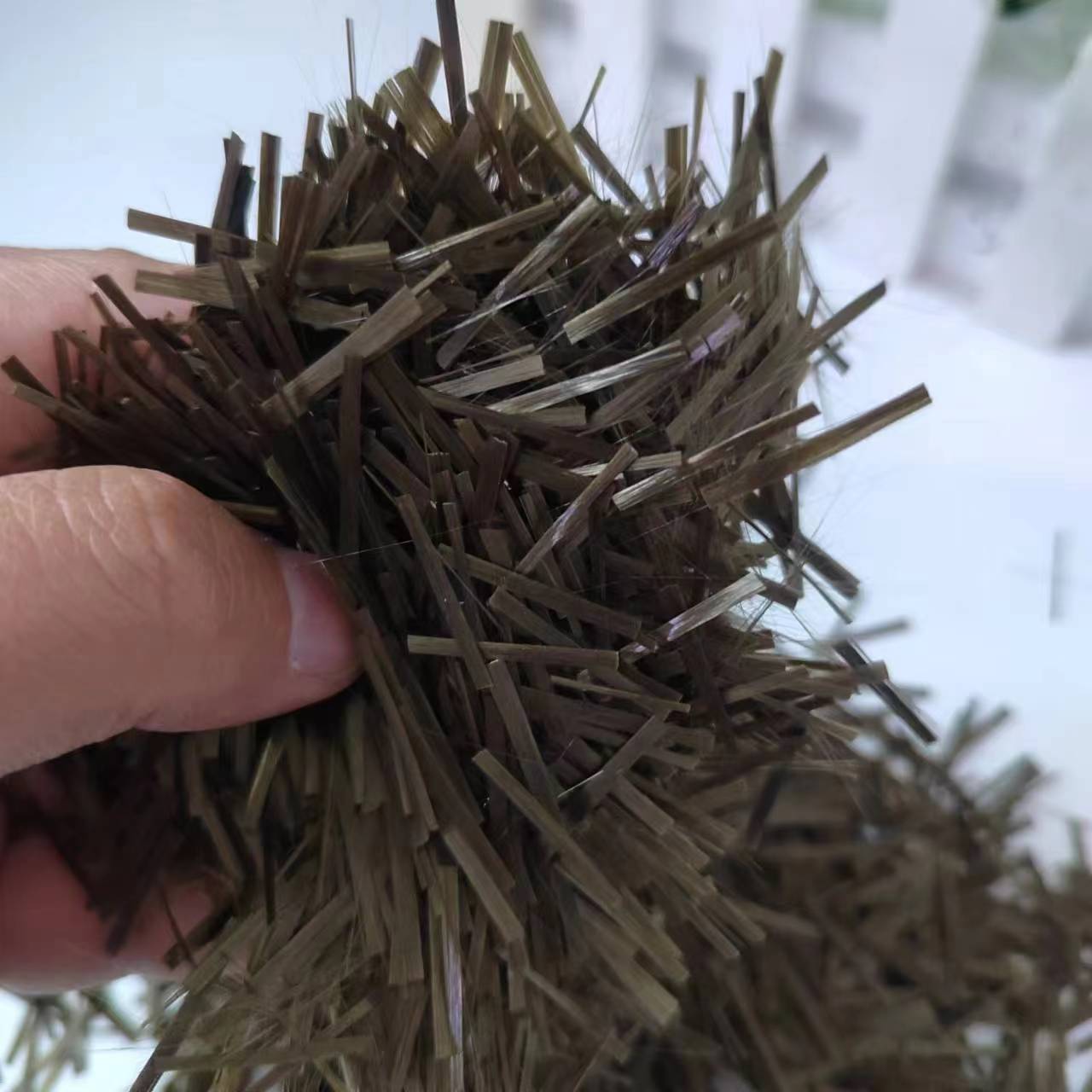 厂家供应玄武岩纤维抗裂防腐路面沥青增强矿物纤维量大玄武岩纤维