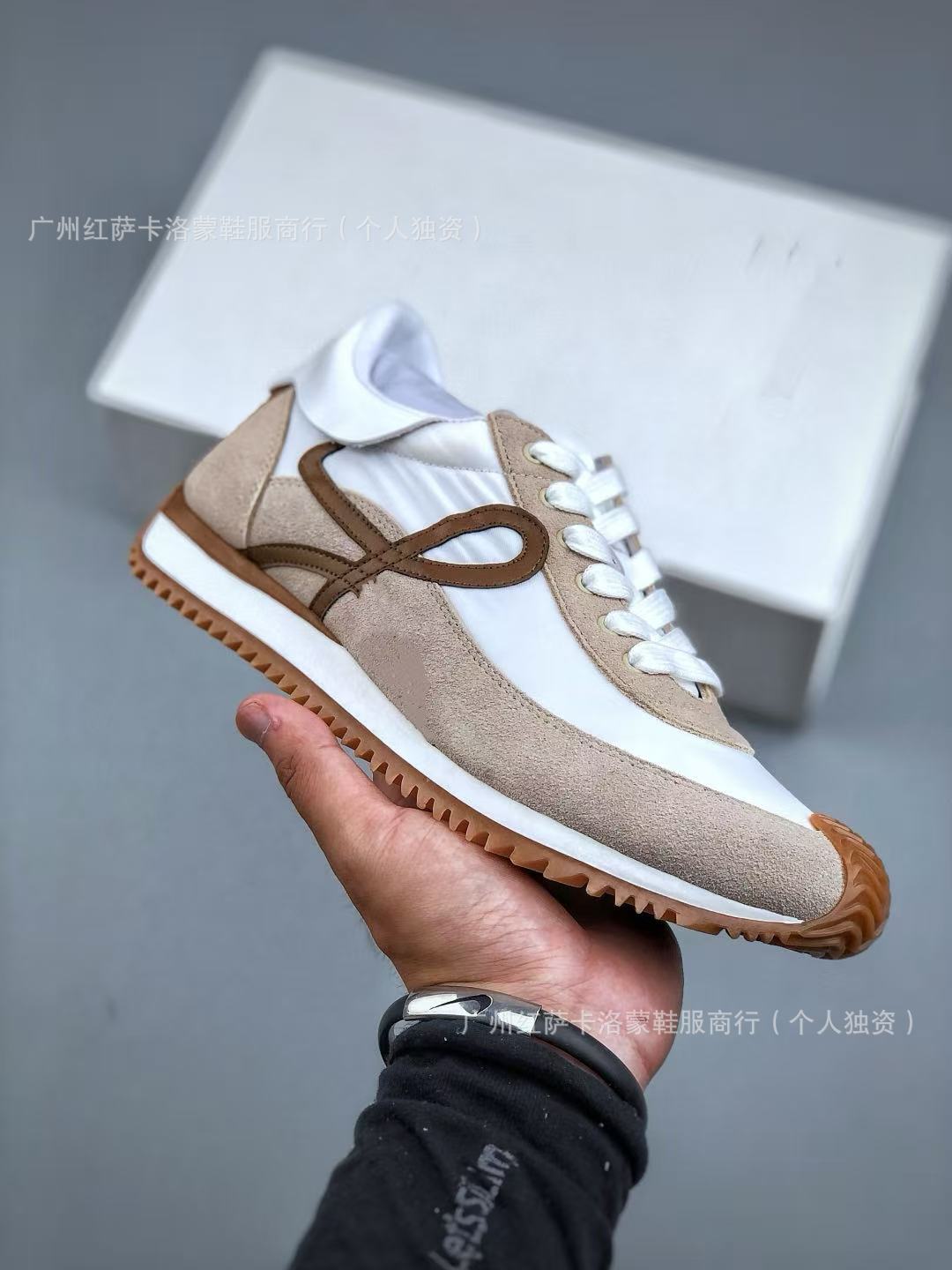 Putian Chunyuan, zapatos de alta calidad, zapatos de entrenamiento, zapatos de ballet retro, zapatos deportivos casuales bajos.