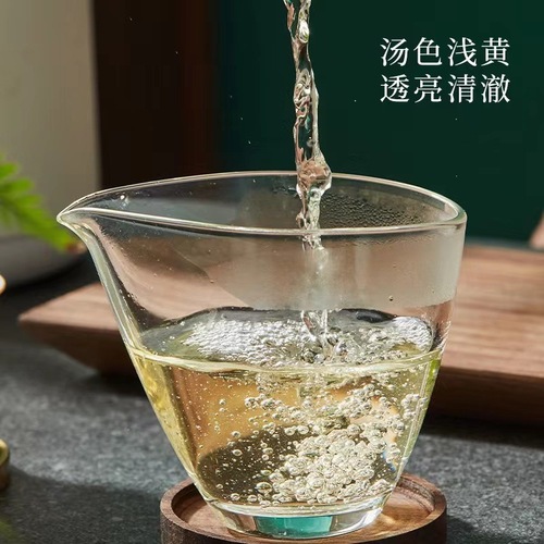 Fuding White Tea Spring Tea White Peony Old White Tea Aged Flower Hair Aroma Tea Cake Loose Tea 500g Factory Wholesale