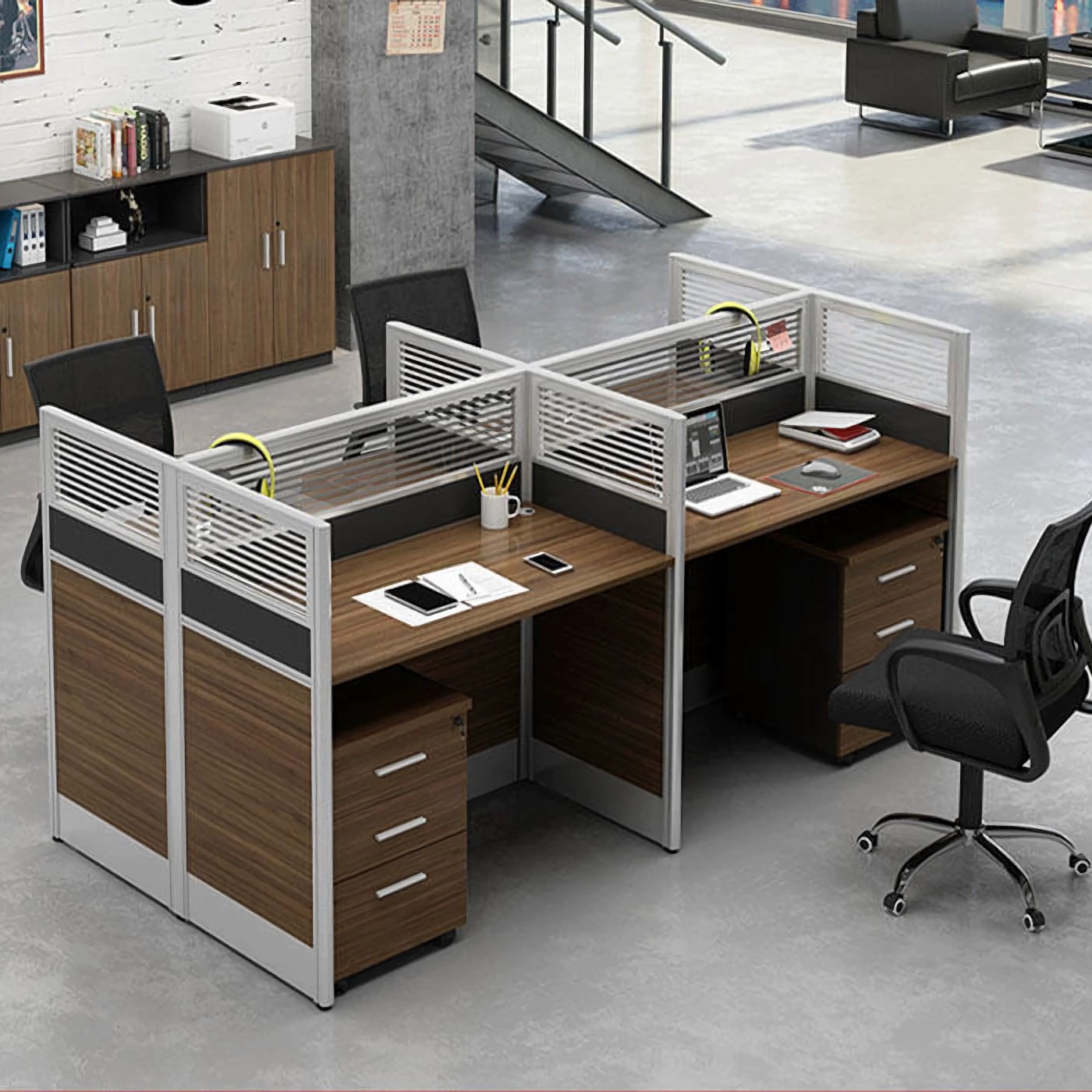 Стол для персонала 4/6-местный Современная Простая Офисная мебель Экран Компьютерный стол и стул Комбинированный держатель для карт персонала