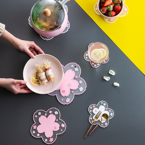 Cute sunflower insulation mat Japanese soft rubber placemat pvc coaster ins anti-scalding mat table mat bowl mat pot mat plate mat