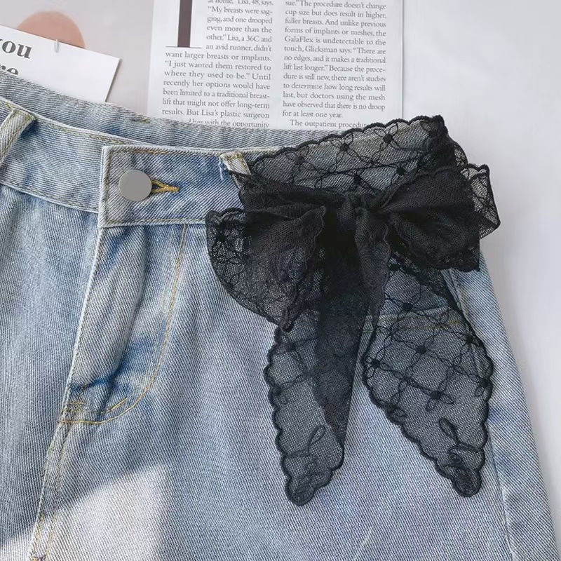 Versión coreana de la bufanda de seda larga de encaje retro súper hada para damas, bufanda pequeña delgada de todo fósforo, correa para el cabello, serpentina