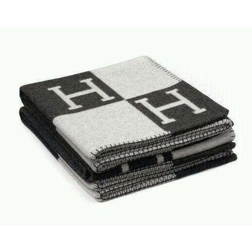 H wool blanket nap blanket wool blanket needle woven jacquard sofa blanket thickened blanket imitation cashmere air conditioning cover blanket