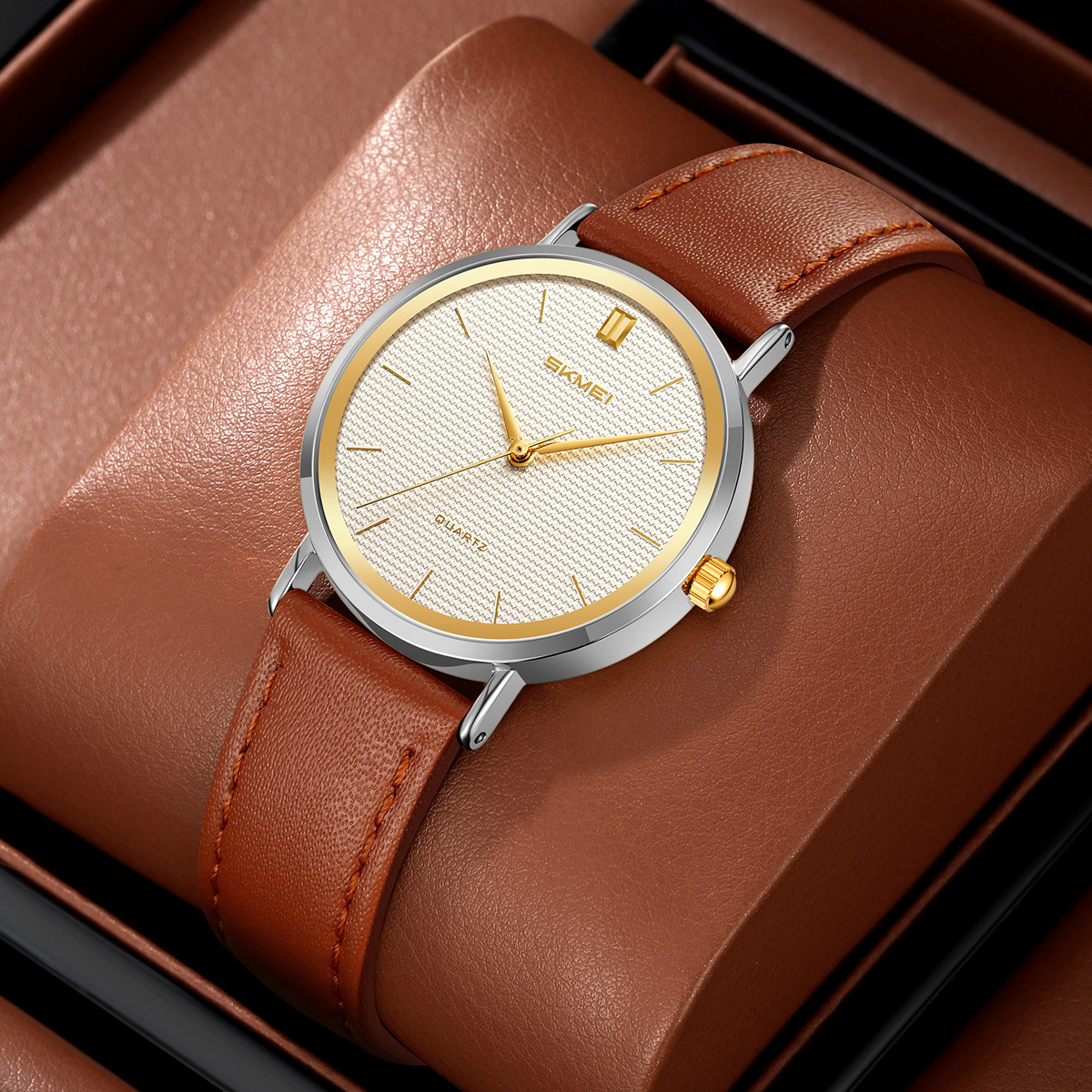 Momento de venta transfronteriza de moda moda de mujer simple reloj de pulsera ligero de lujo correa impermeable reloj de cuarzo al por mayor