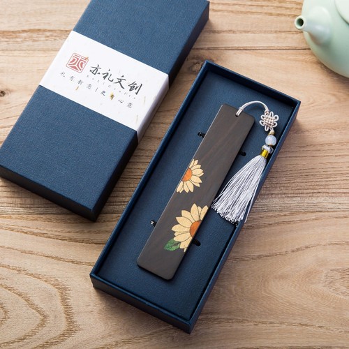 Wooden Bookmark Gift Box Exquisite Handcrafted Solid Wood National Trend Creative Simple Literary Style Bookmark Gift Set Wholesale
